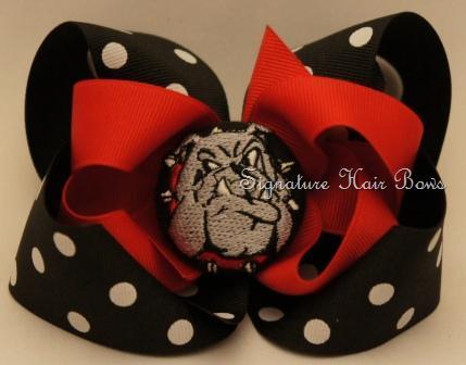 Bulldog Button Bow